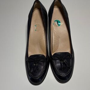 Joan & David Black Leather Tassel Loafers